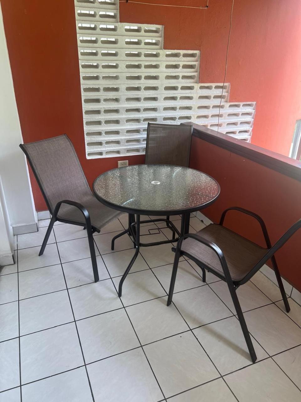 Maraval Townhouse - Haleland Park Sleeps 5 La Finette Luaran gambar